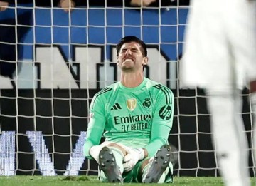 官宣消息:皇马门神因伤将休战六周,缺席八场比赛,错过欧冠双战拜仁